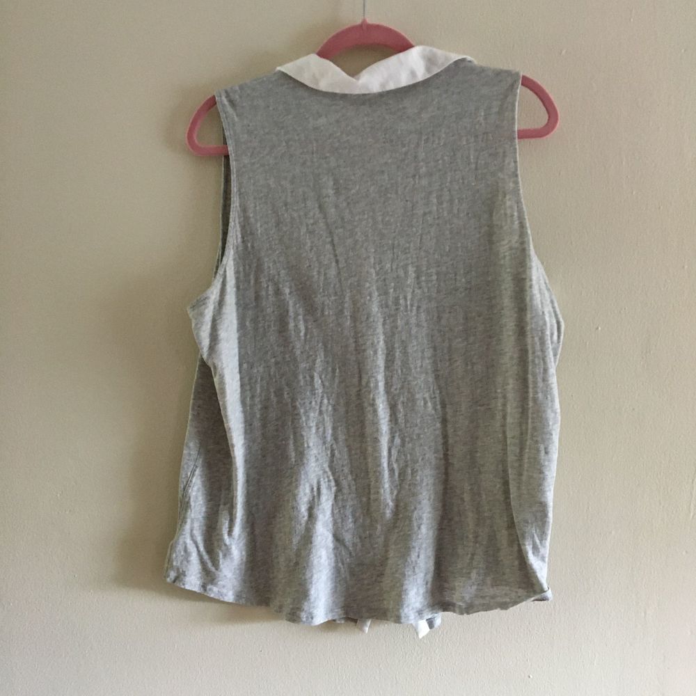 Loft Gray & White Collared Button Down Top - image 8